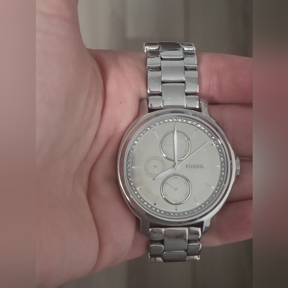 FOSSIL Chelsey Multi-Function Silver Dial Stainless Steel Ladies Watch - Picture 3 of 3